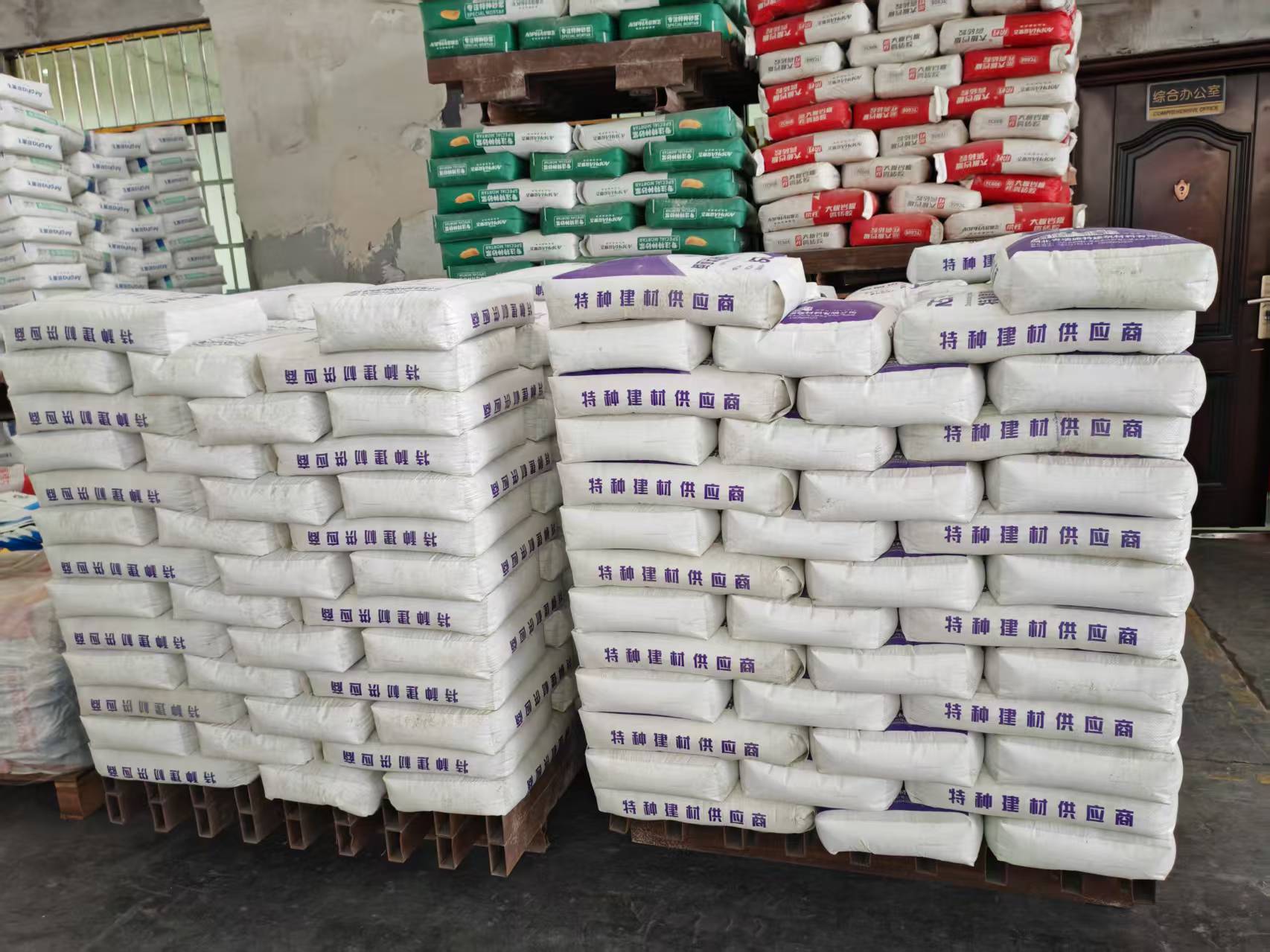 榆树拱顶带模注浆料